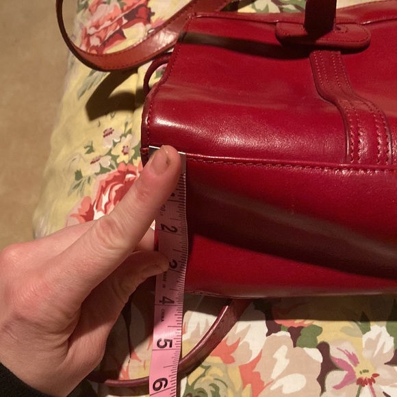 Angelo gorgeous red great quality/condition purse - Picture 14 of 14